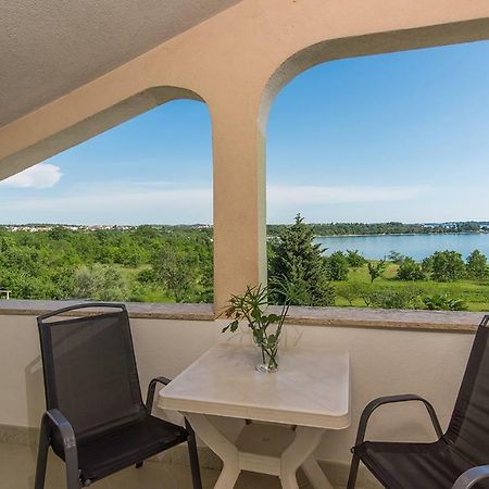 Apartments Saladinka Červar-Porat エクステリア 写真