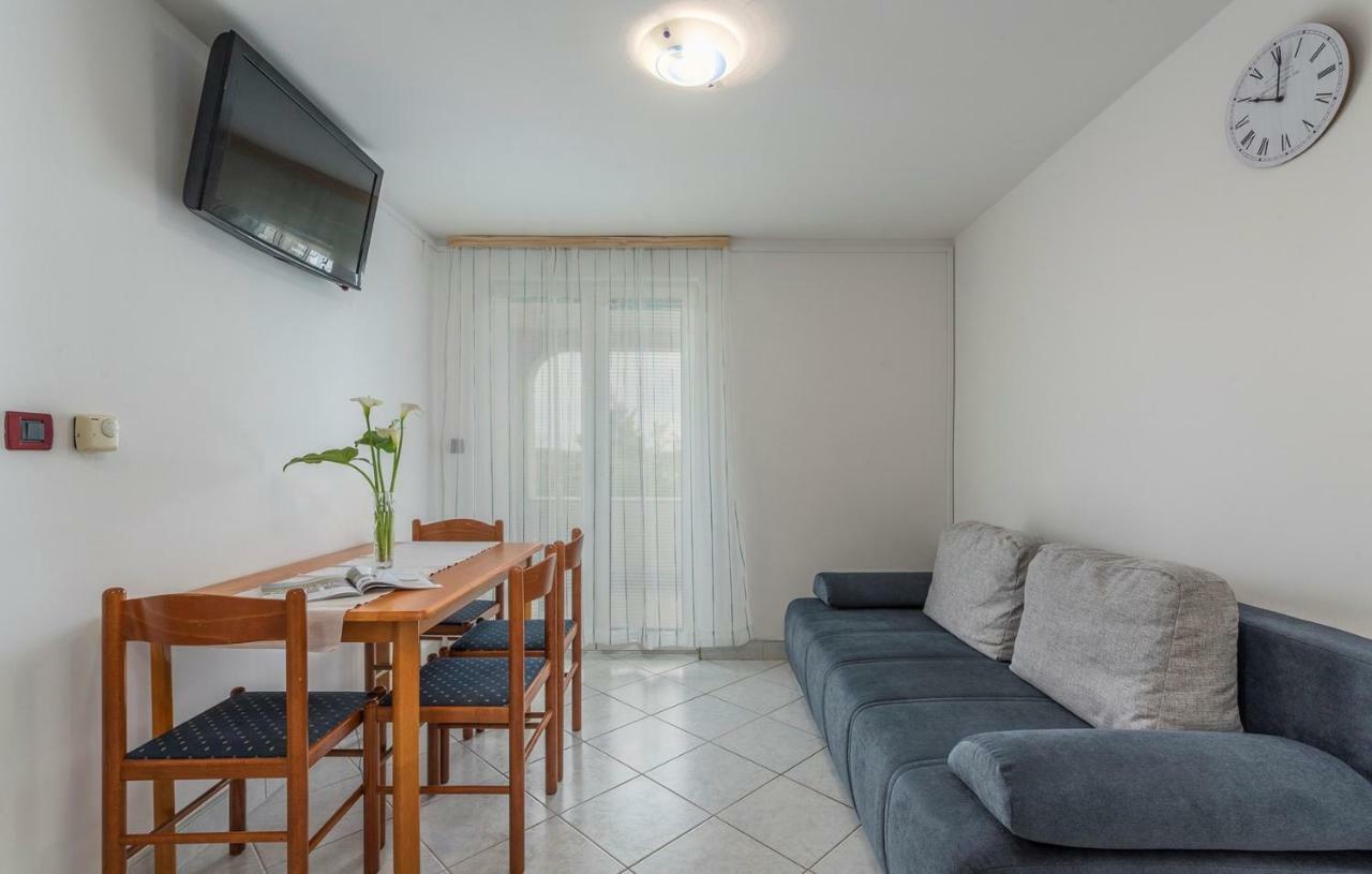 Apartments Saladinka Červar-Porat エクステリア 写真