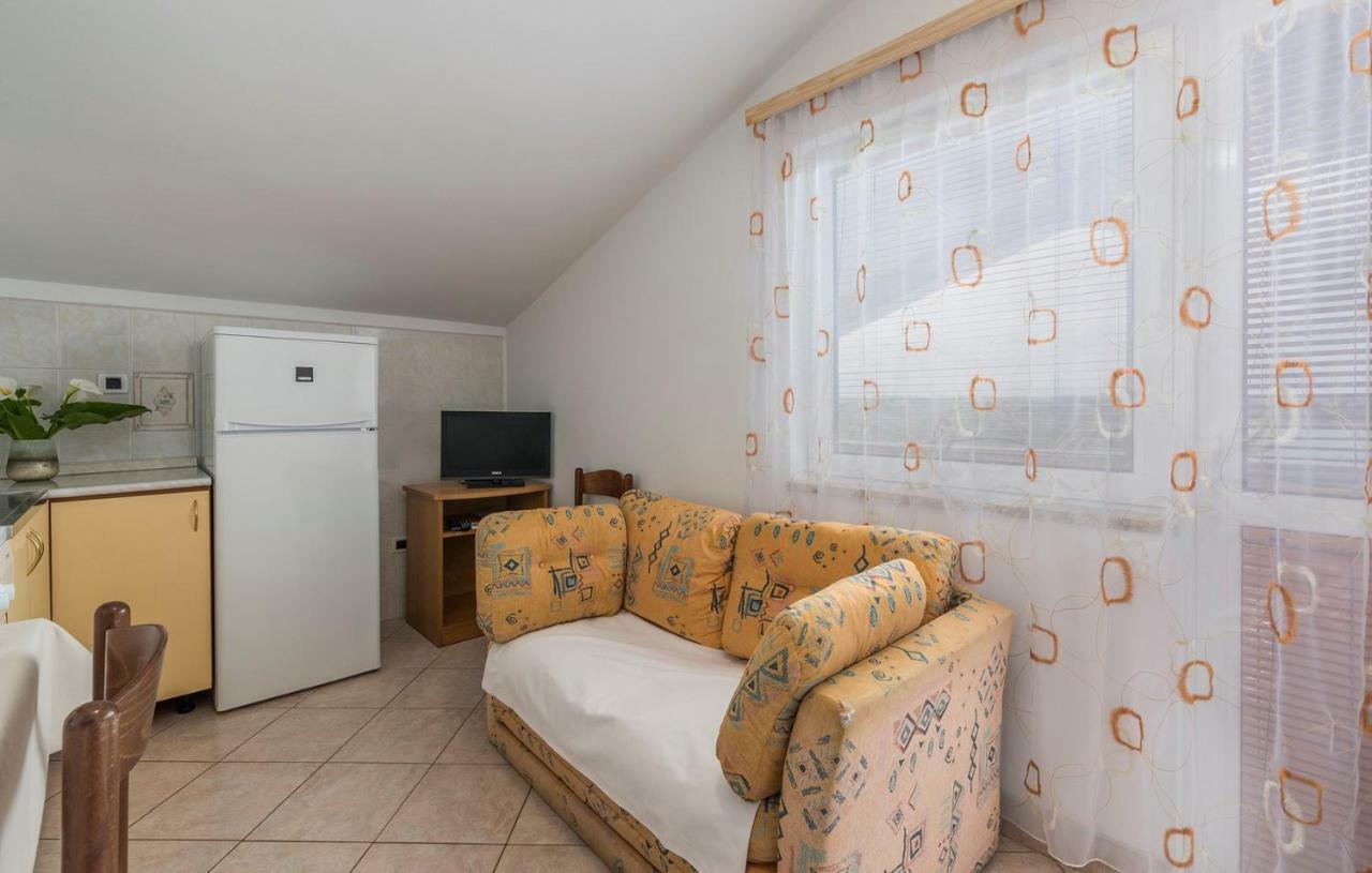 Apartments Saladinka Červar-Porat エクステリア 写真